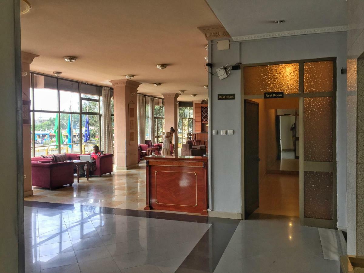 Top Ten Hotel 아디스아바바 외부 사진
