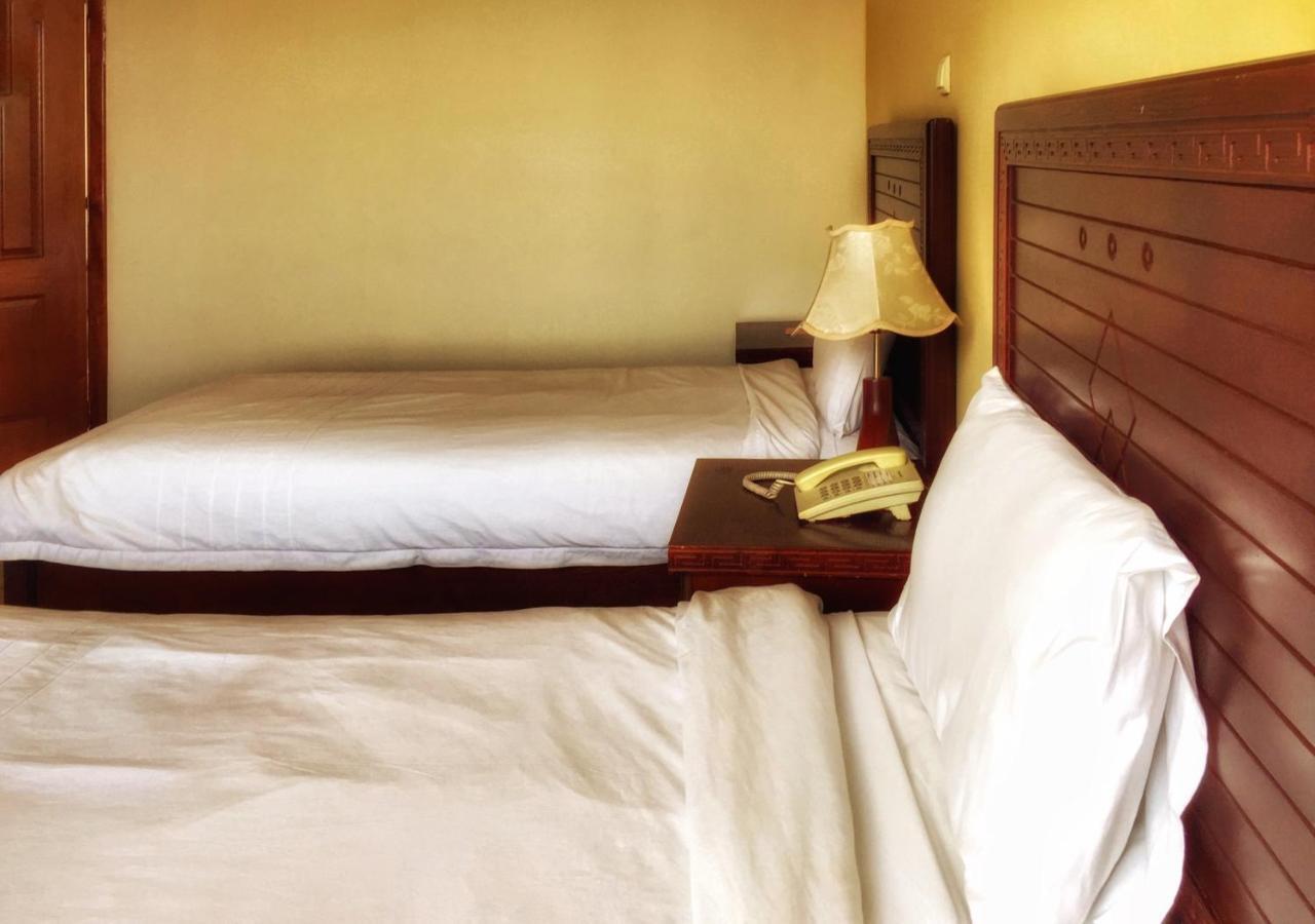 Top Ten Hotel 아디스아바바 외부 사진